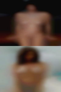Swinger in shy woman bed Milan Italy.